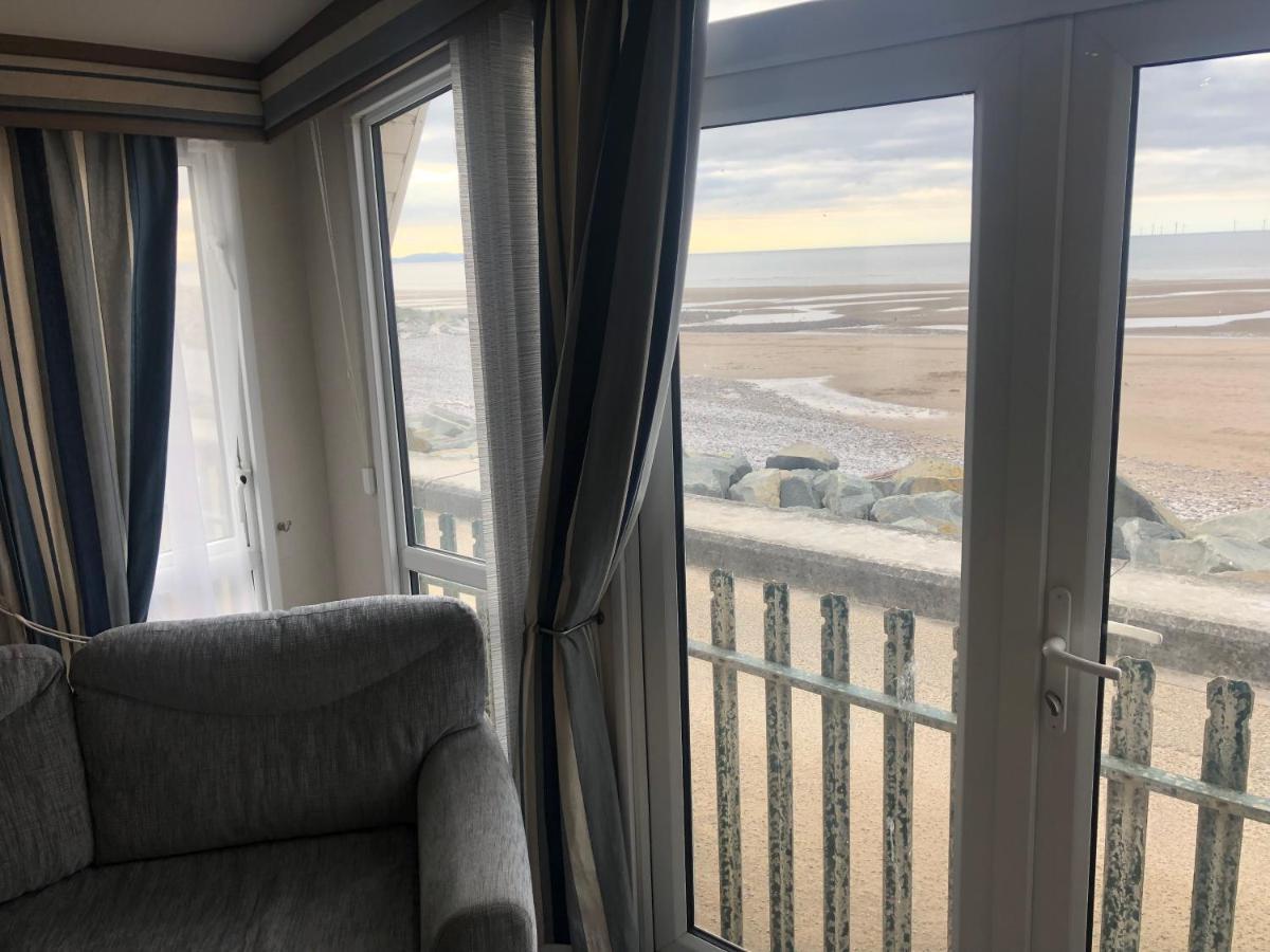 Caravan Hire Golden Sands Sea Front Kinmel Bay Luaran gambar