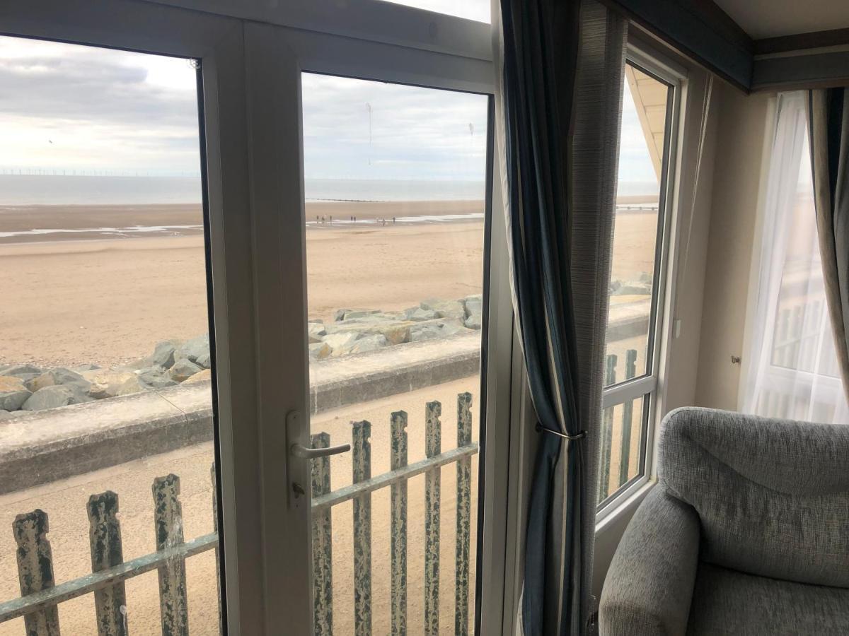 Caravan Hire Golden Sands Sea Front Kinmel Bay Luaran gambar