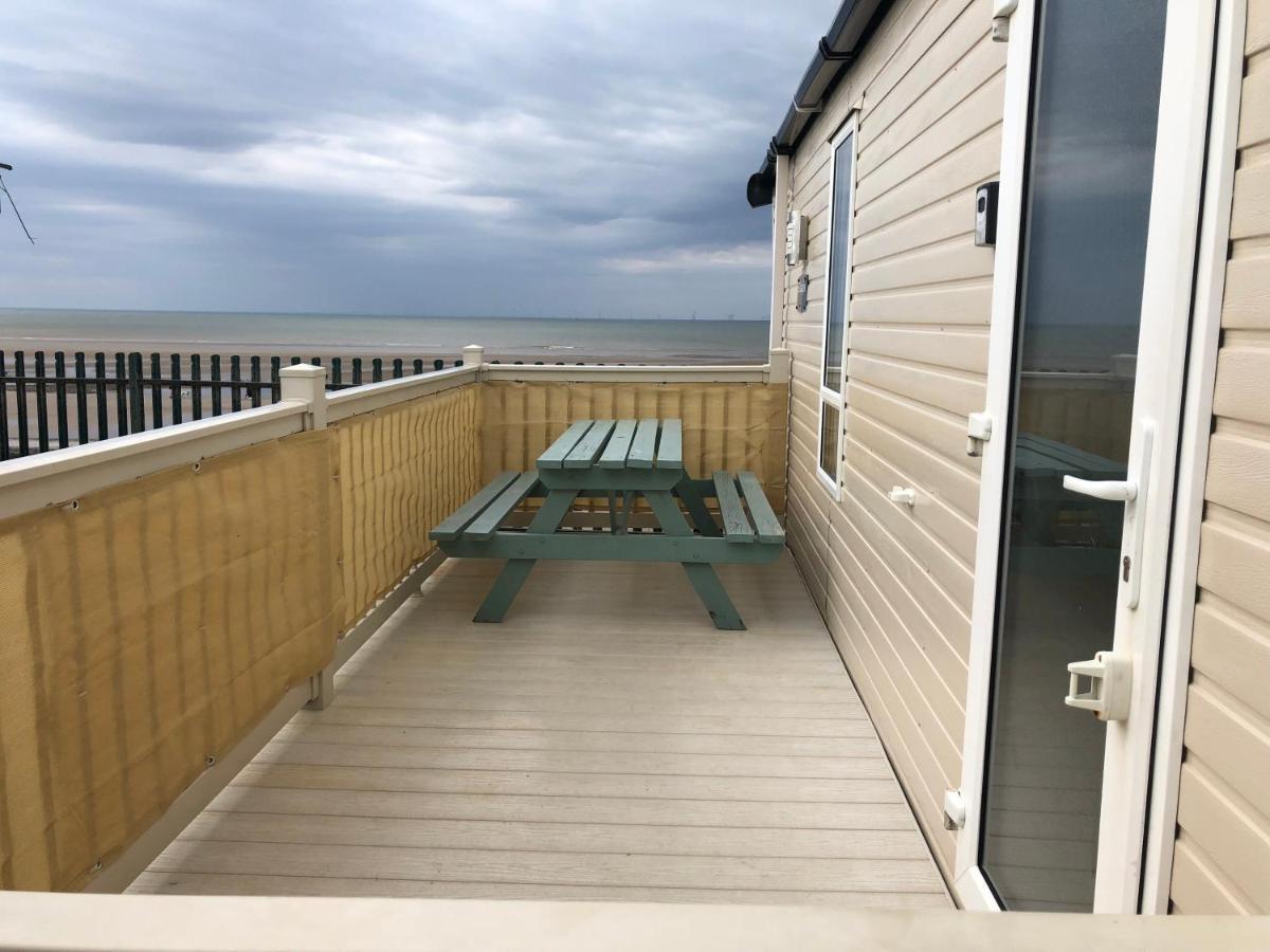 Caravan Hire Golden Sands Sea Front Kinmel Bay Luaran gambar